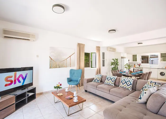 In Mit Privatem Parkplatz By Interhome