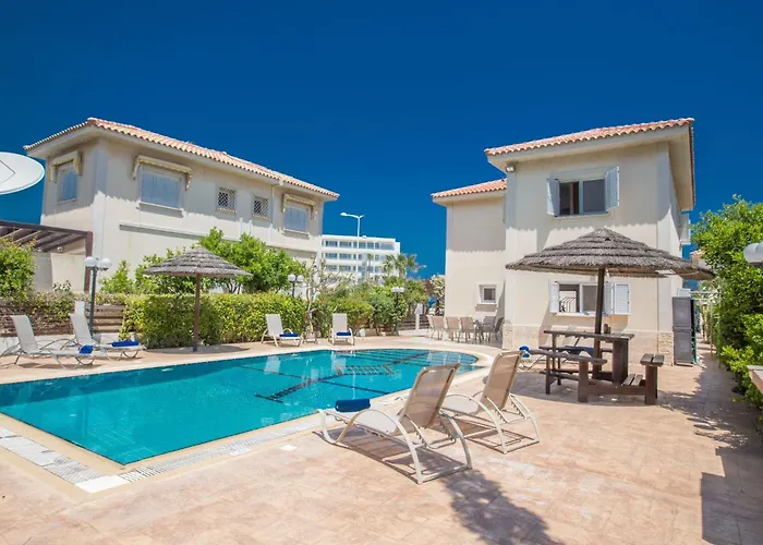 In Mit Privatem Parkplatz By Interhome Feriehus